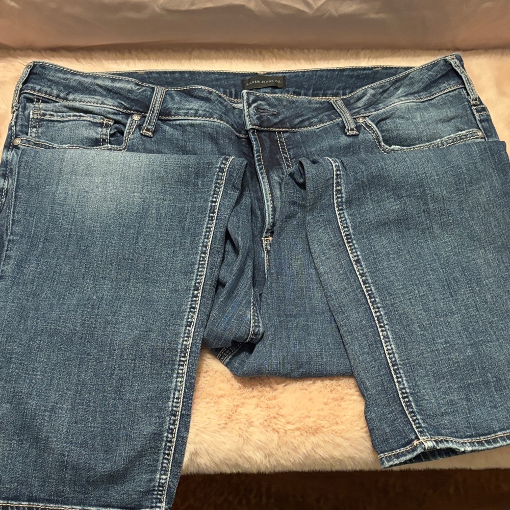 Silver Jeans Co